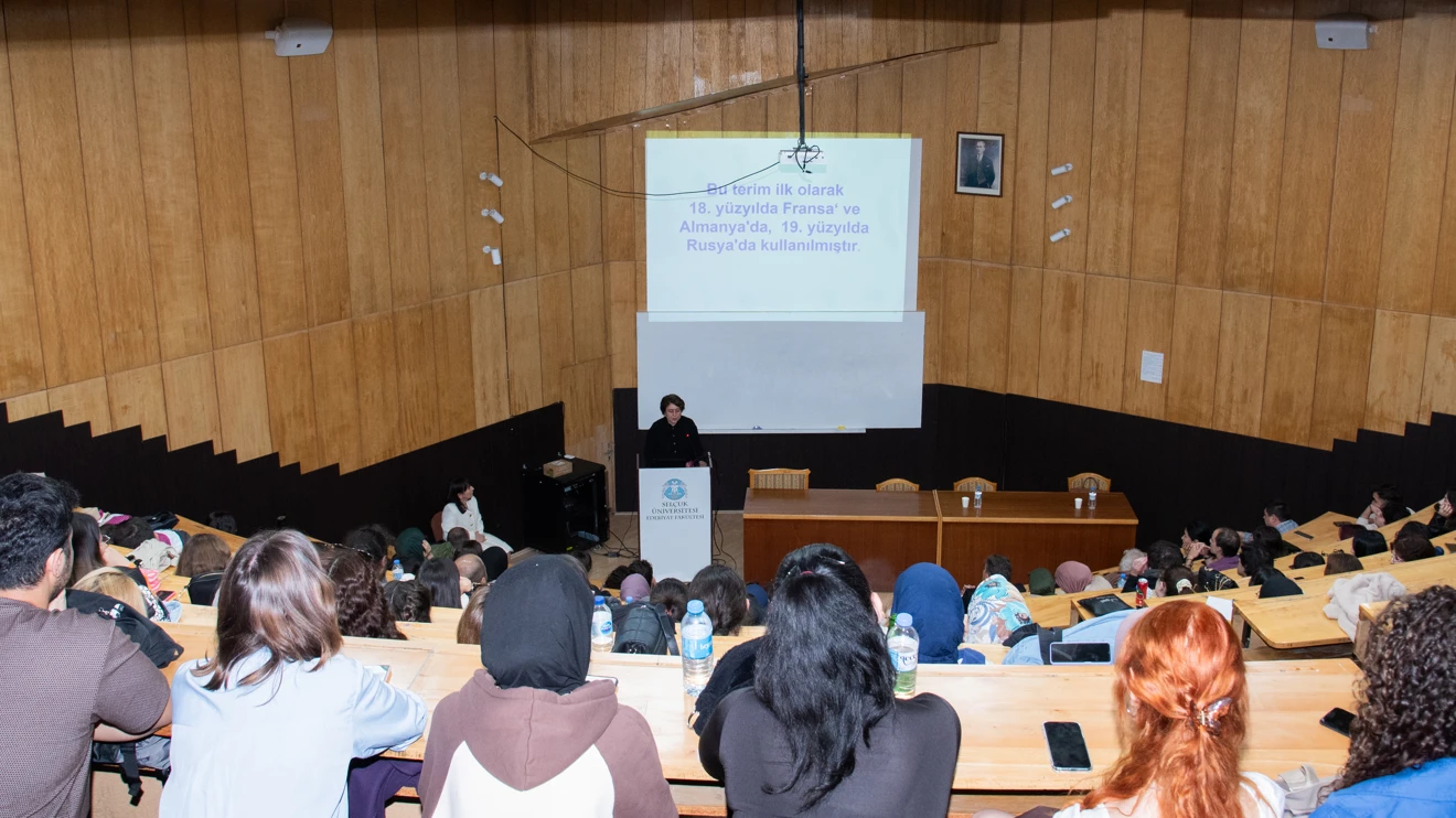 Selçuk Üniversitesinde ‘Nevai ve Shakespeare ile Özbek Edebiyatı’ anlatıldı